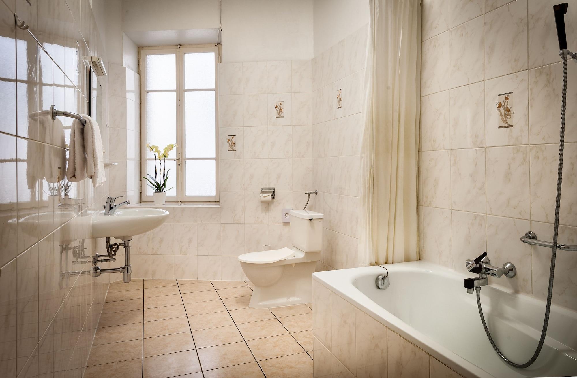 Easyrooms Dell'Angelo Locarno Buitenkant foto