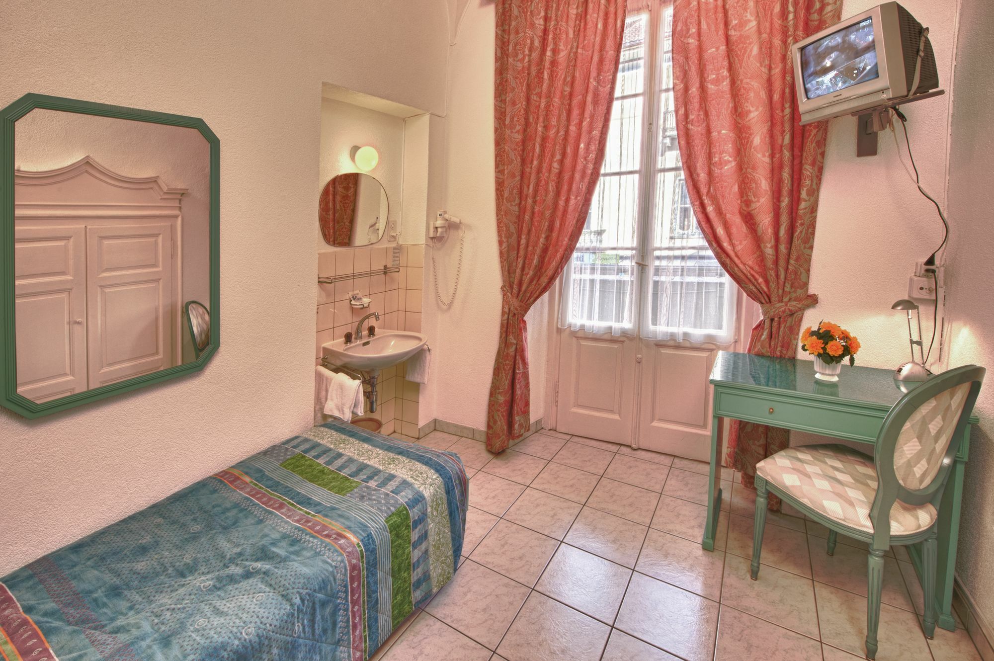 Easyrooms Dell'Angelo Locarno Buitenkant foto